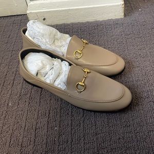 ****FAKE GUCCI TAN LOAFERS